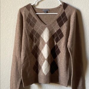 Argyle 100% cashmere light weight V-Neck Sweater - Brown and Cream
